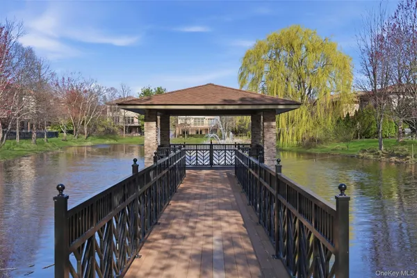 $2,835,000 | 50 Holiday Pond Road, Jericho, NY 11753