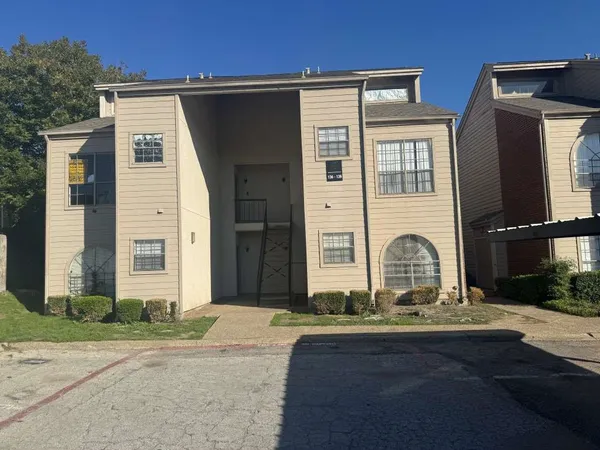 $79,500 | 9747 Whitehurst Drive, Unit 137, Dallas, TX 75243