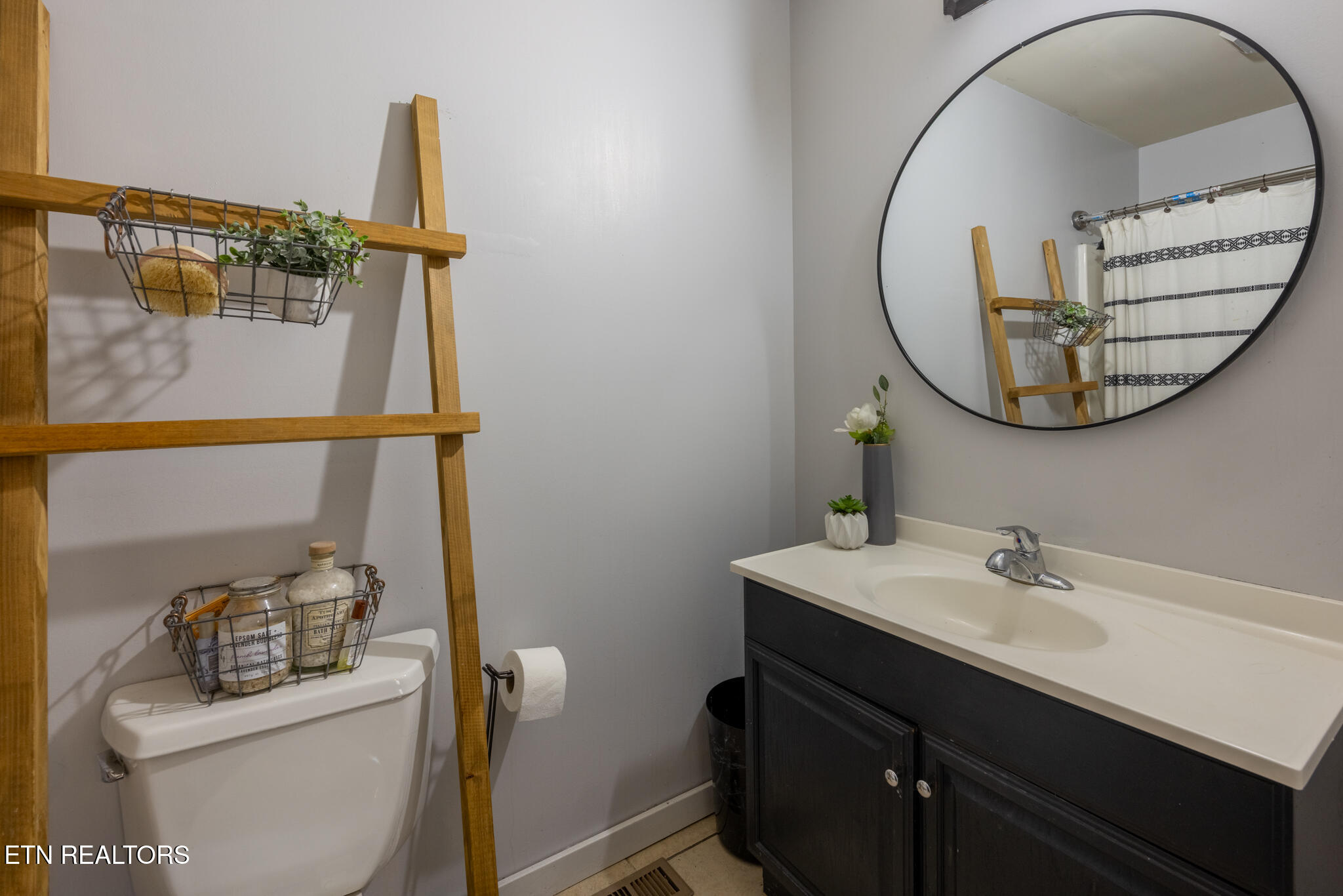 196 Akins Road Tellico Plains, TN 37385 - Photo 15 of 26 015