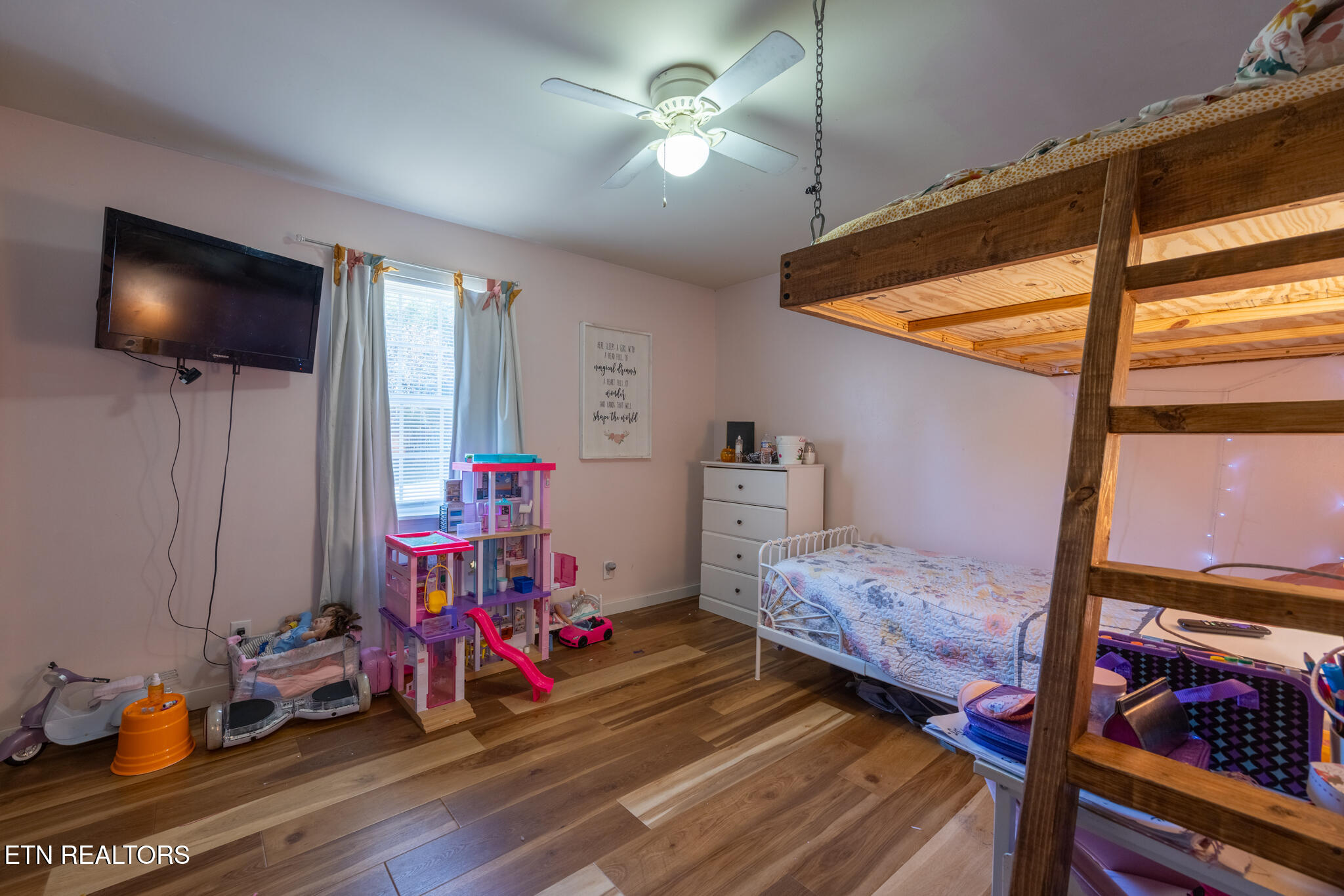 196 Akins Road Tellico Plains, TN 37385 - Photo 19 of 26 019