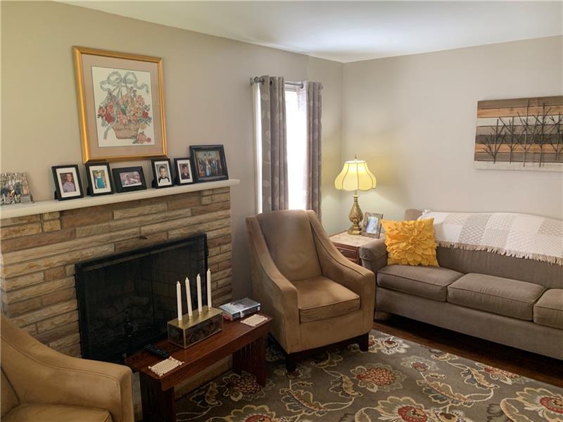 830 Mayfield Road Sharpsville, PA 16150 - Photo 2 of 22 Gallery Image 2