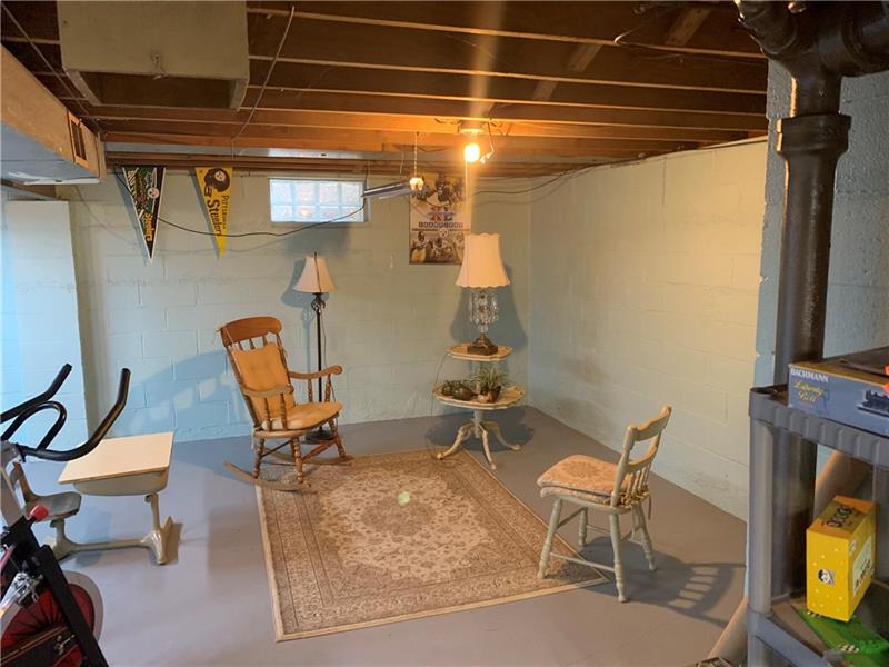 830 Mayfield Road Sharpsville, PA 16150 - Photo 18 of 22 Gallery Image 18