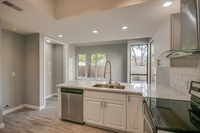 $2,849 | 923 Cranberry Hill Court, Houston, TX 77079