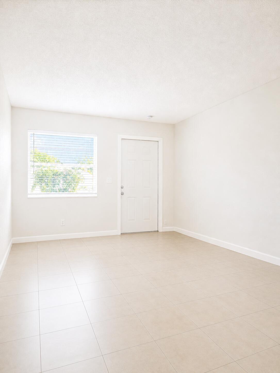125 West 17th Street, Unit 1 Riviera Beach, FL 33404 - Photo 2 of 8 Living Room