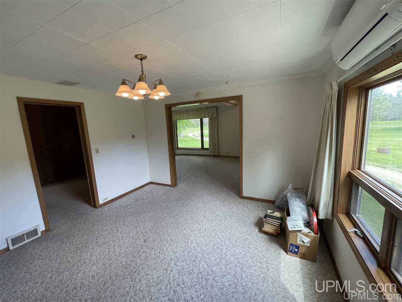 10077 R 9 Lane Gladstone, MI 49837 - Photo 33 of 48