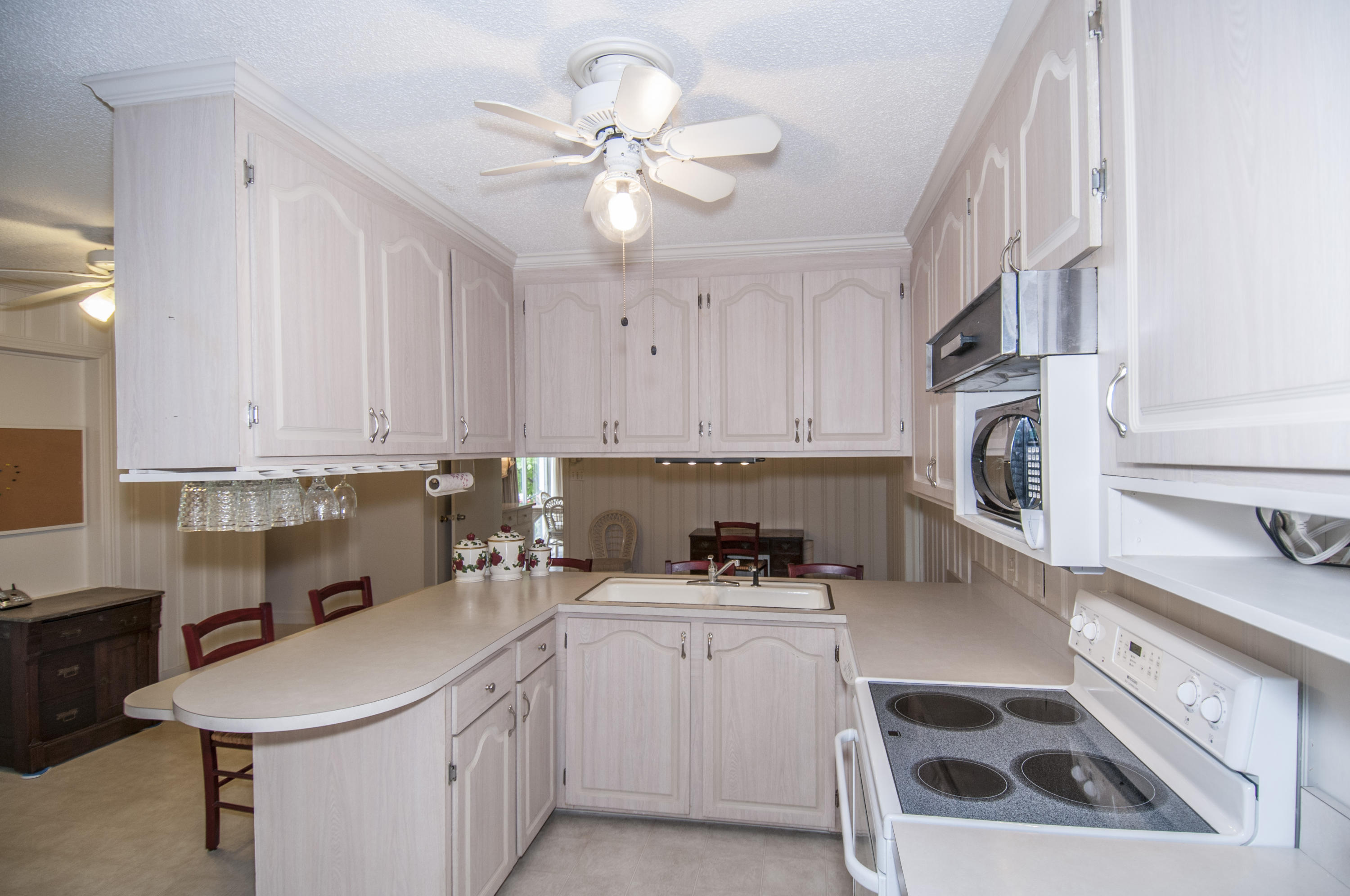 9295 Old State Road Holly Hill, SC 29059 - Photo 10 of 39 _DSC7812