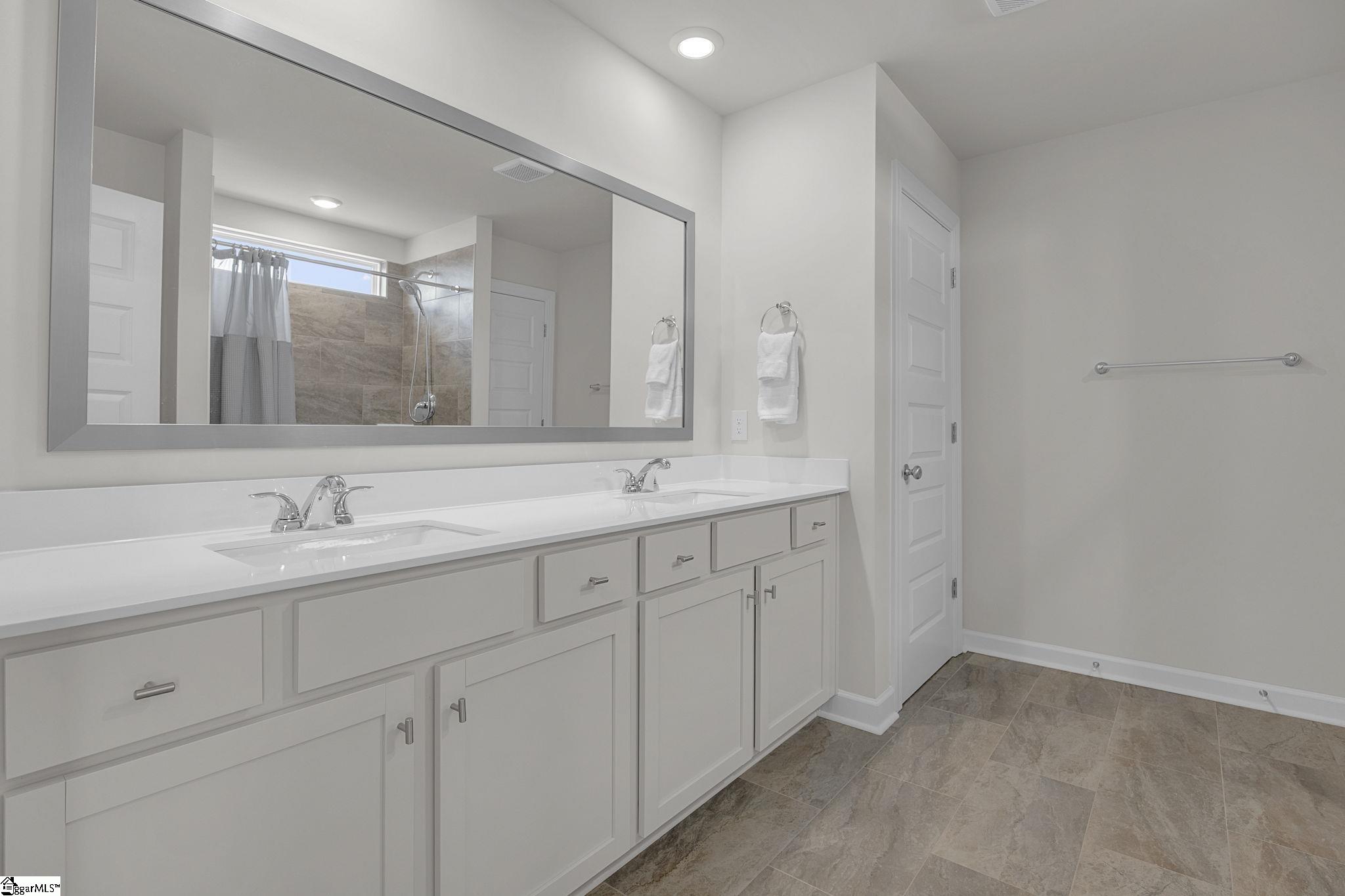 227 Crimson Tree Court Greenville, SC 29607 - Photo 25 of 40