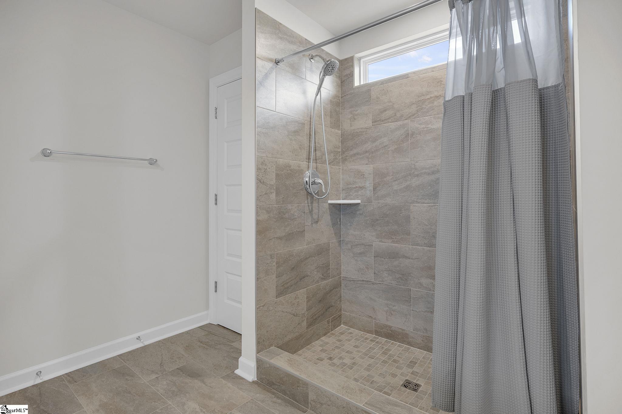 227 Crimson Tree Court Greenville, SC 29607 - Photo 26 of 40