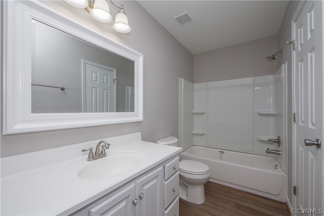 372 Davenport Road Cumberland, VA 23040 - Photo 16 of 36 Downstairs bathroom