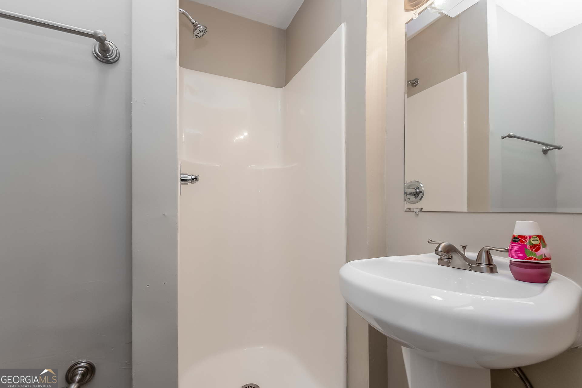 742 King Road Jonesboro, GA 30236 - Photo 14 of 15