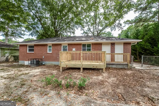 $1,595 | 742 King Road, Jonesboro, GA 30236