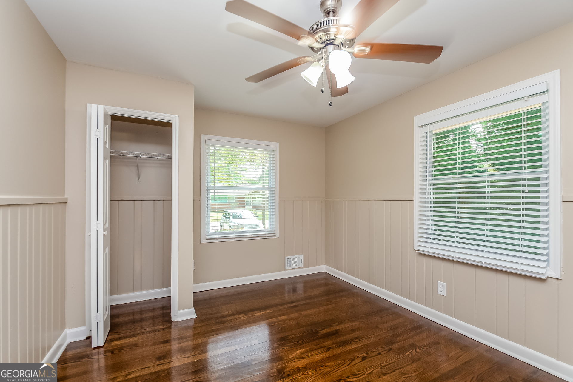 742 King Road Jonesboro, GA 30236 - Photo 6 of 15