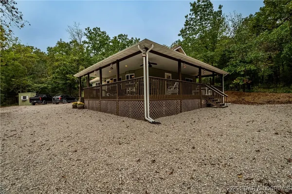 $395,000 | 36 Country Lane, Eldon, MO 65026