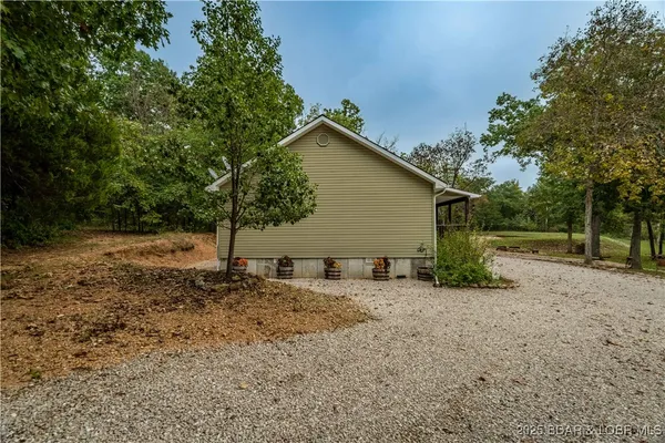 $395,000 | 36 Country Lane, Eldon, MO 65026