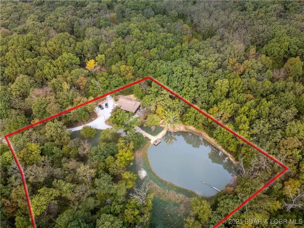 $395,000 | 36 Country Lane, Eldon, MO 65026