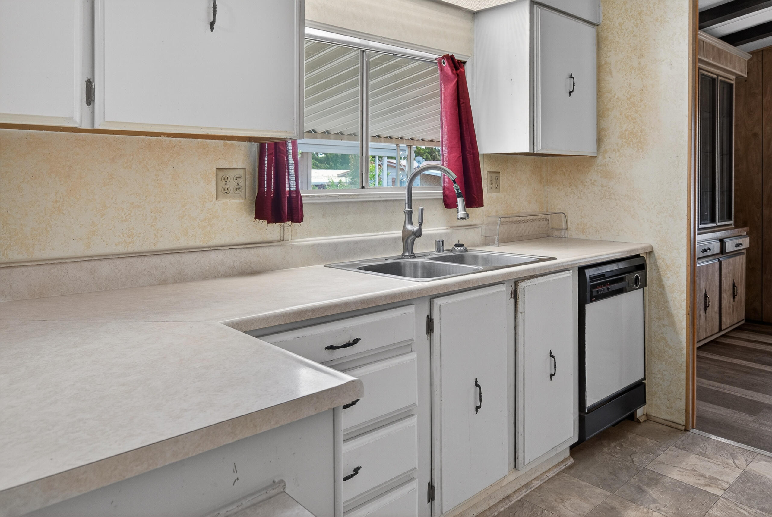 1300 West Olson Avenue, Unit 173 Reedley, CA 93654 - Photo 20 of 69