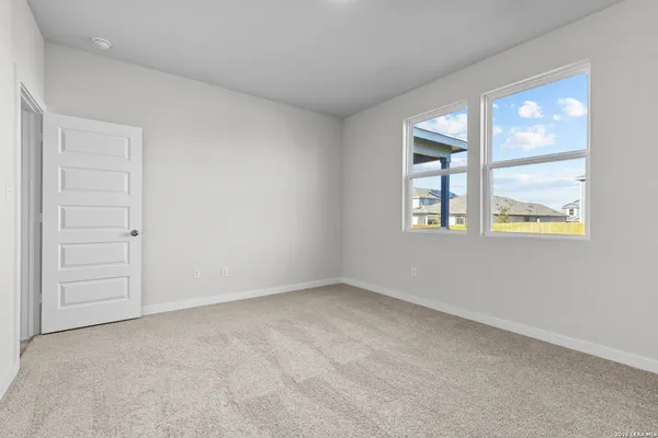 $303,125 | 5611 Franklin Hills, Von Ormy, TX 78073
