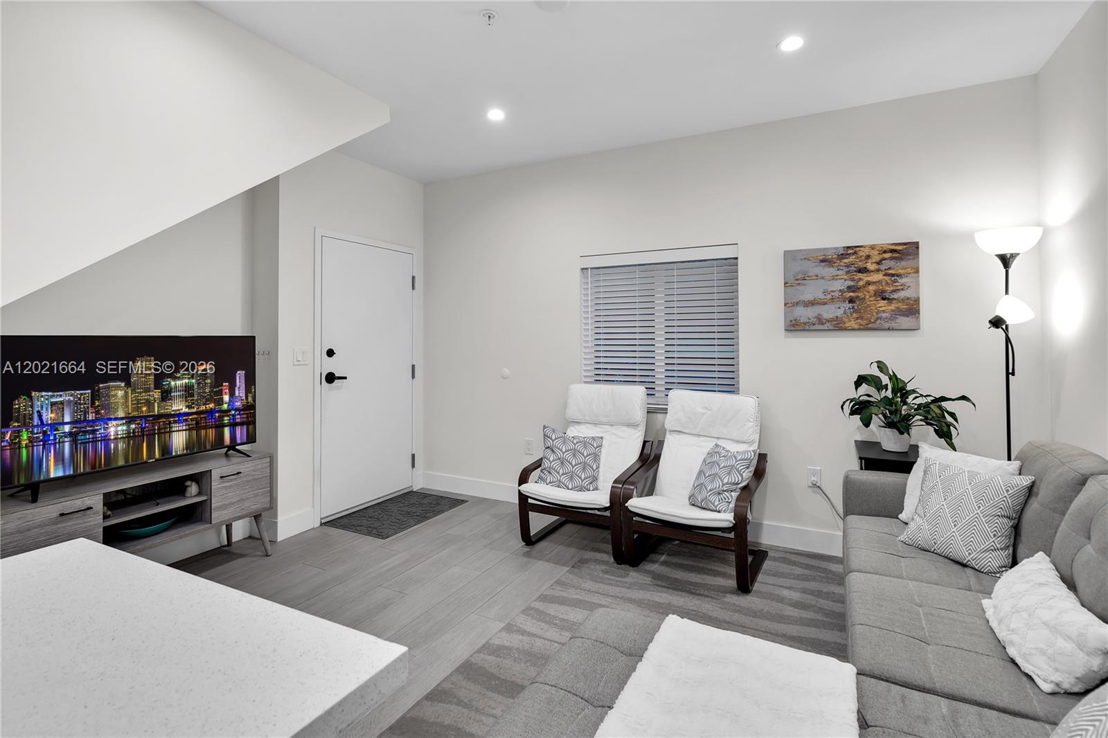 1786 Southwest 9th Street, Unit 1 Miami, FL 33135 - Photo 3 of 21
