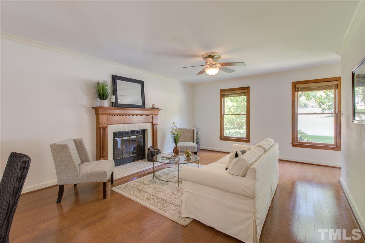 17 Swallows Ridge Court Durham, NC 27713 - Photo 4 of 27