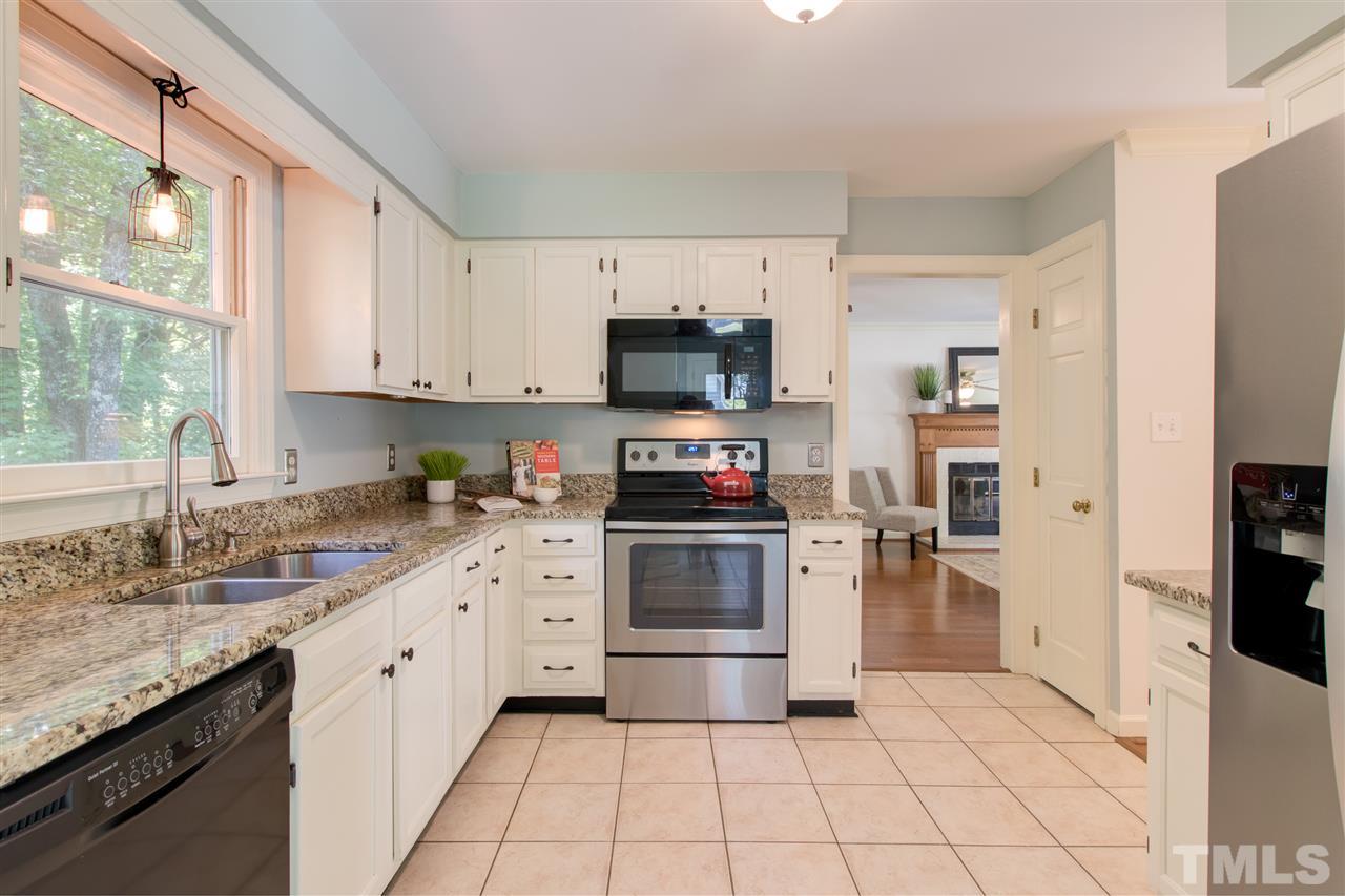 17 Swallows Ridge Court Durham, NC 27713 - Photo 10 of 27