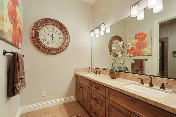 $1,659,000 | 181 West Willow Wood Drive, Woodbridge, CA 95258