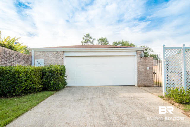 6968 Hedgestone Way Mobile, AL 36608 - Photo 2 of 44 Front View