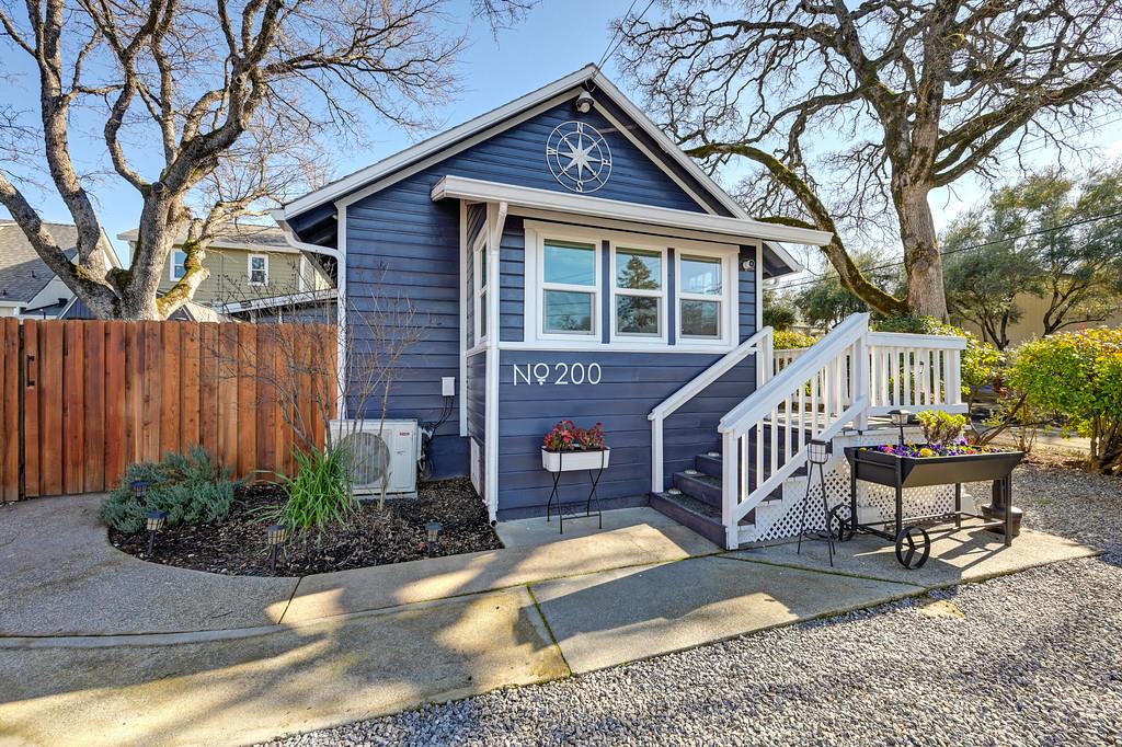 200 Channel Hill Road Auburn, CA 95603 - Photo 3 of 47