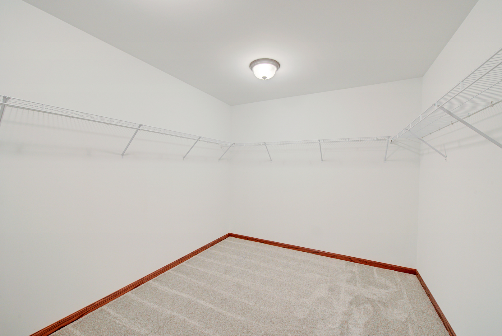 722 Oak Hollow Road, Unit 722 Crystal Lake, IL 60014 - Photo 16 of 31