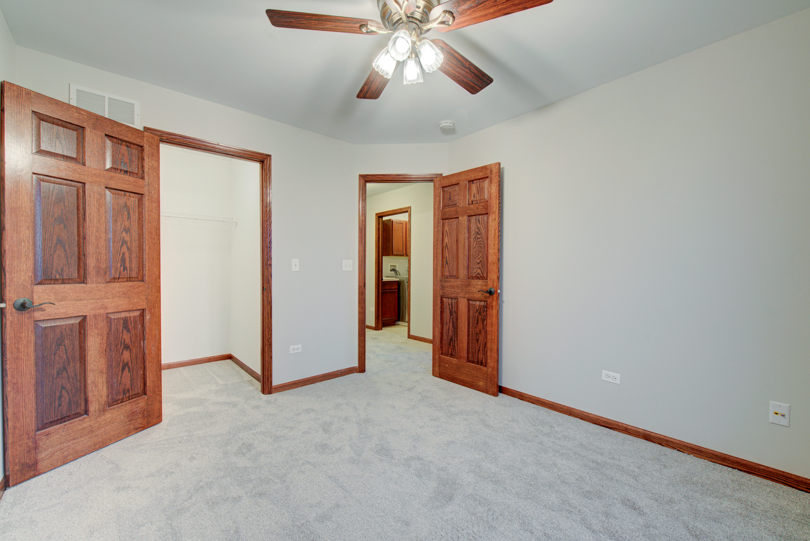 722 Oak Hollow Road, Unit 722 Crystal Lake, IL 60014 - Photo 20 of 31