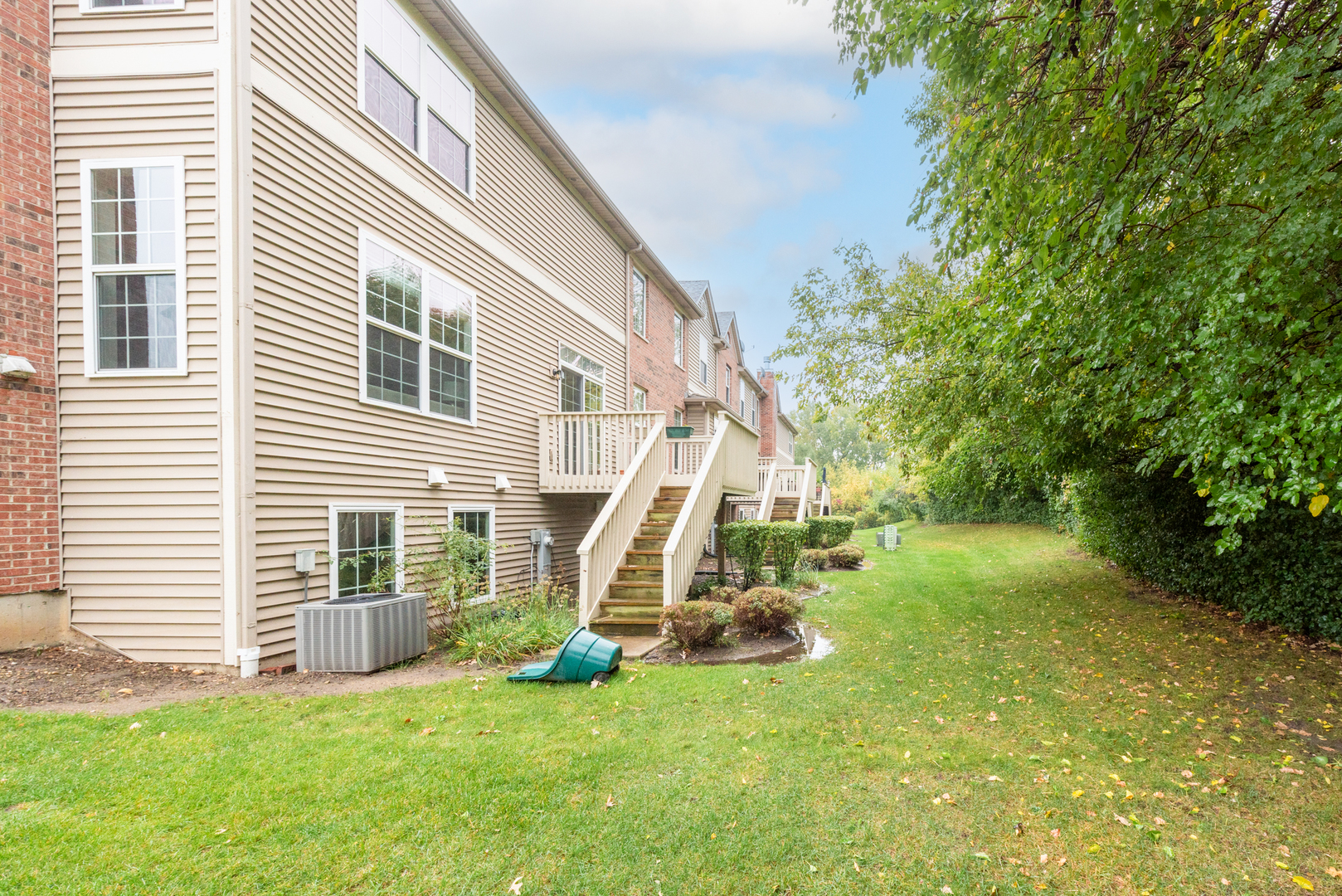 722 Oak Hollow Road, Unit 722 Crystal Lake, IL 60014 - Photo 27 of 31