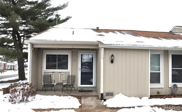 $189,900 | 191 Harbor View Drive, Lake St. Louis, MO 63367