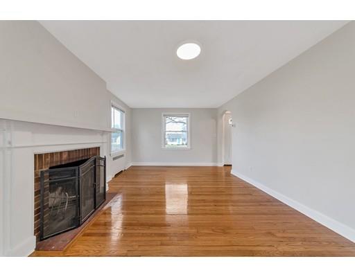 1179 Sumner Avenue Springfield, MA 01118 - Photo 5 of 26 Gallery Image 5