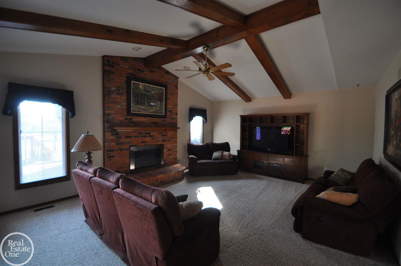 2025 Ridgefield Court Rochester Hills, MI 48306 - Photo 11 of 30