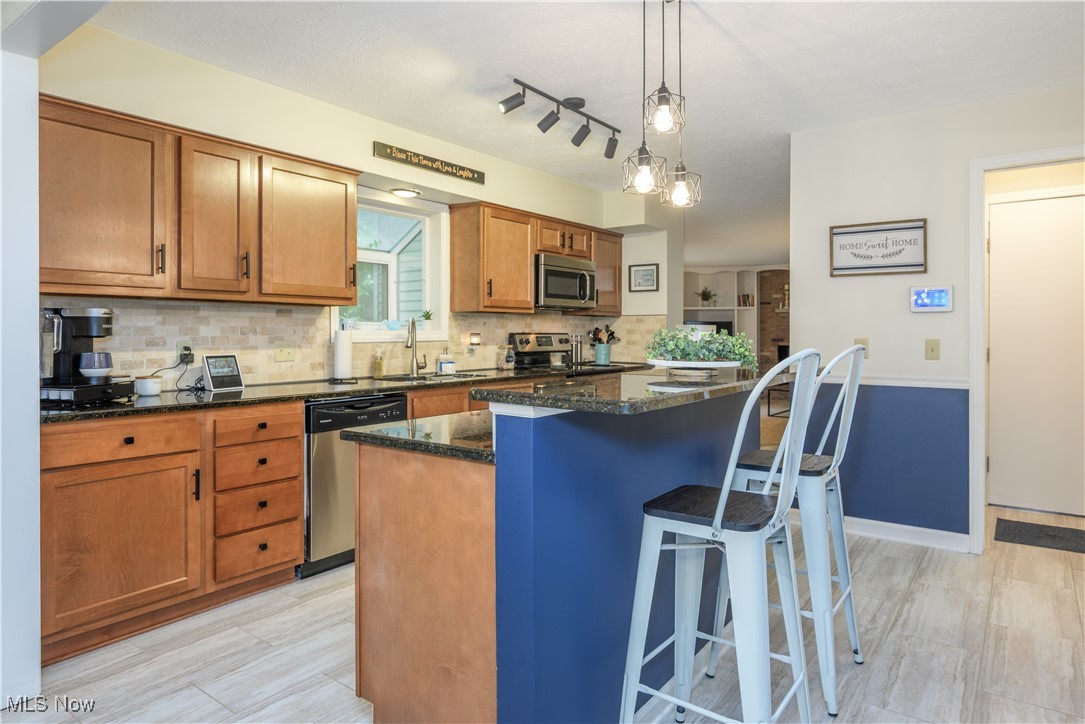 2152 Arndale Road Stow, OH 44224 - Photo 12 of 40