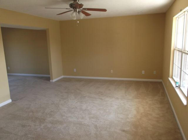 7709 Applecross Road Corryton, TN 37721 - Photo 8 of 17 Huge LR-1