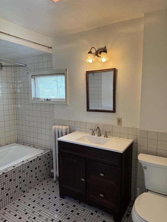 21 Westford Circle Springfield, MA 01109 - Photo 13 of 29