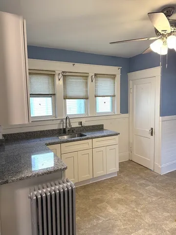 $299,900 | 21 Westford Circle, Springfield, MA 01109