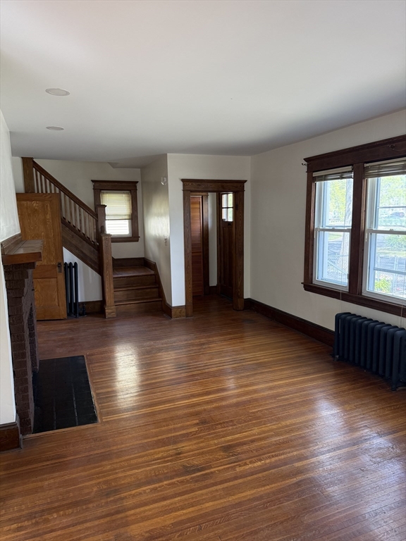 21 Westford Circle Springfield, MA 01109 - Photo 3 of 29