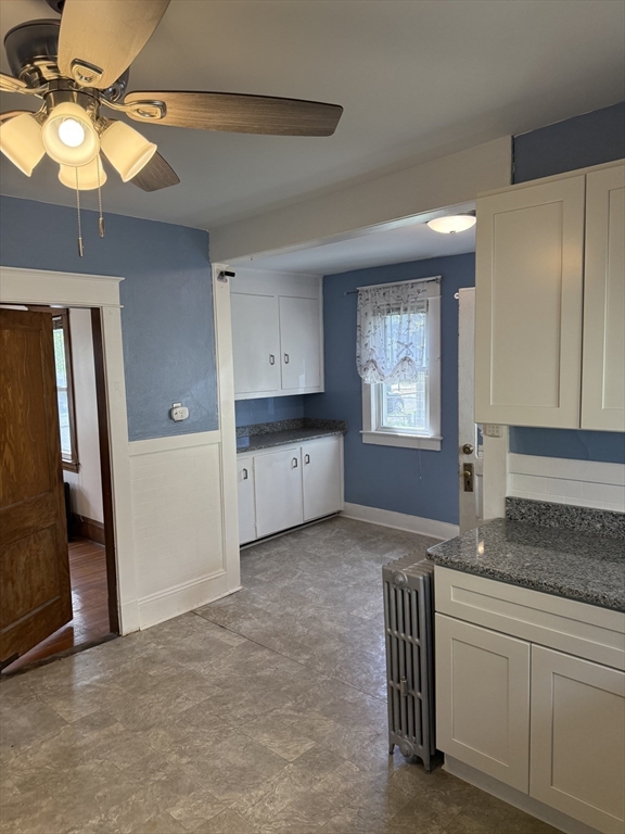 21 Westford Circle Springfield, MA 01109 - Photo 7 of 29