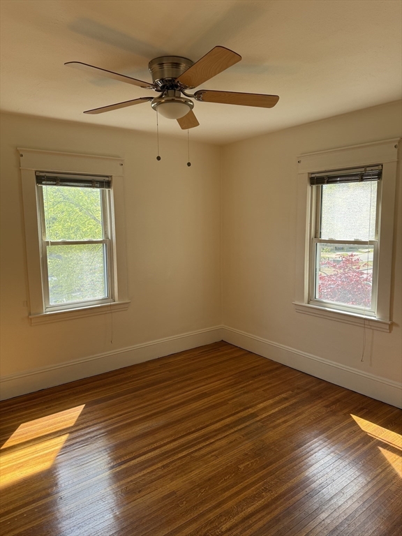 21 Westford Circle Springfield, MA 01109 - Photo 10 of 29
