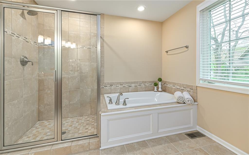3089 Raintree Drive Gibsonia, PA 15044 - Photo 15 of 24 Gallery Image 15