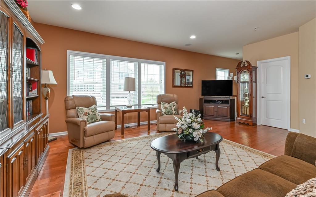 3089 Raintree Drive Gibsonia, PA 15044 - Photo 10 of 24 Gallery Image 10