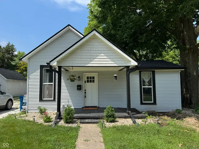 $179,000 | 817 Pearl Street, Covington, IN 47932