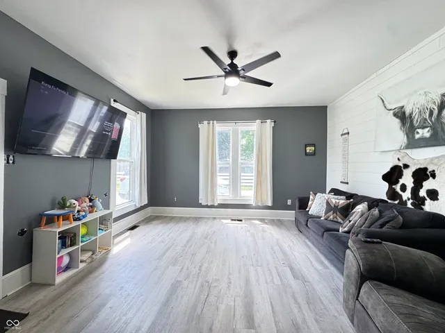 $179,000 | 817 Pearl Street, Covington, IN 47932