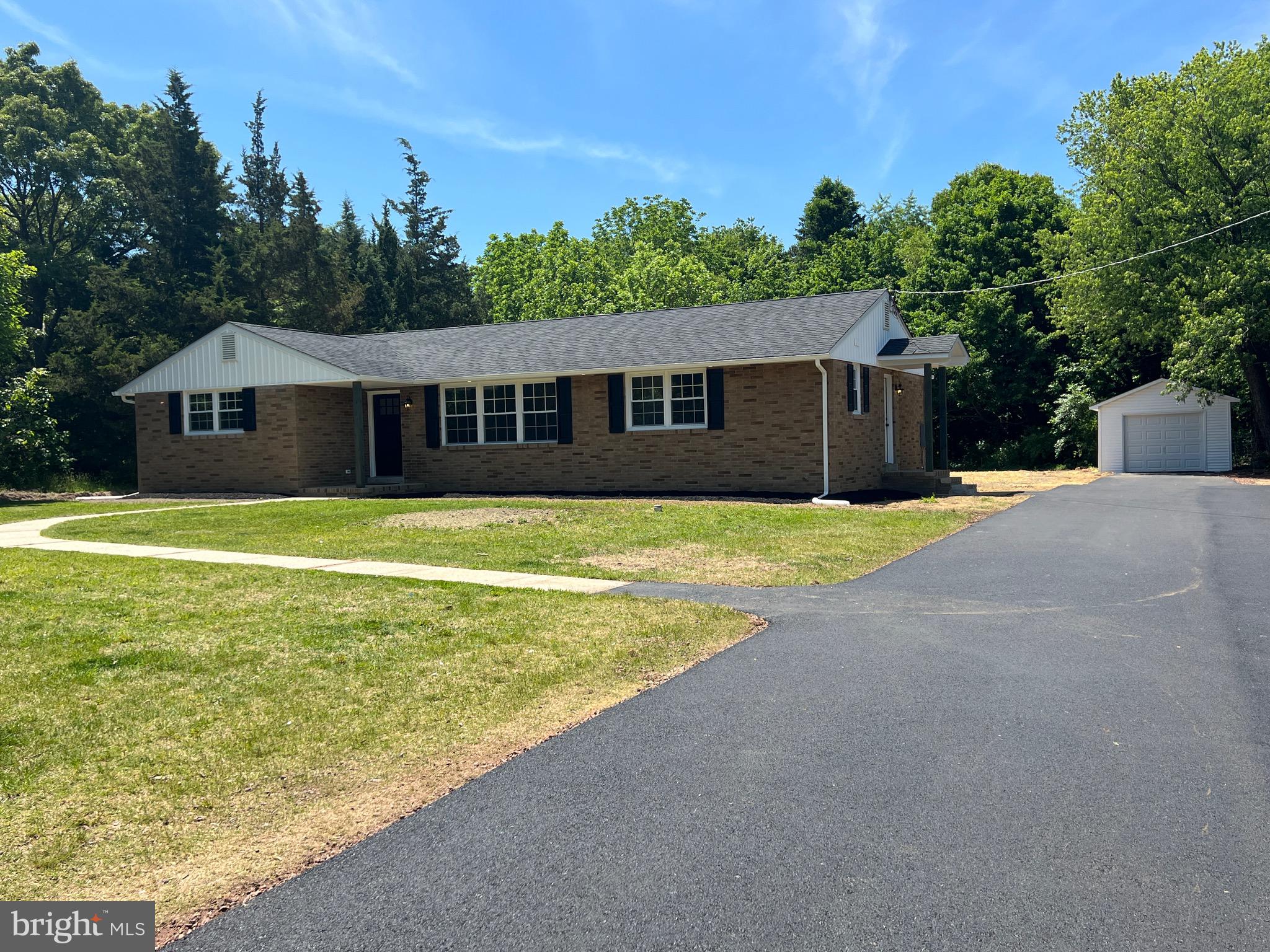 711 Rosedale Lane Hammonton, NJ 08037 - Photo 1 of 27