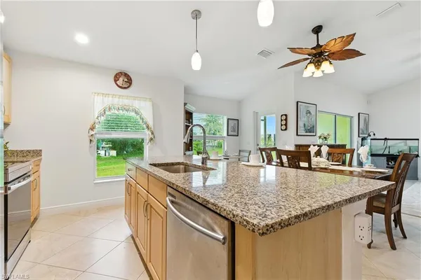 $925,000 | 176 Venus Cay, Naples, FL 34114
