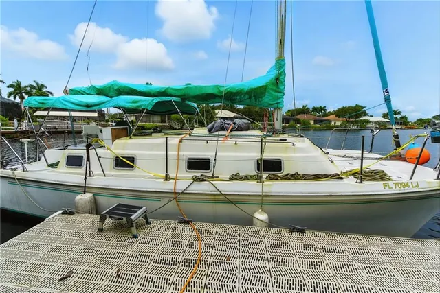 $1,000,000 | 176 Venus Cay, Naples, FL 34114