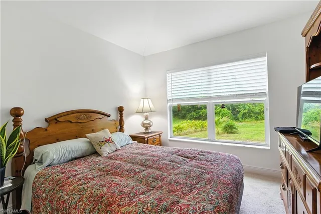 $1,000,000 | 176 Venus Cay, Naples, FL 34114