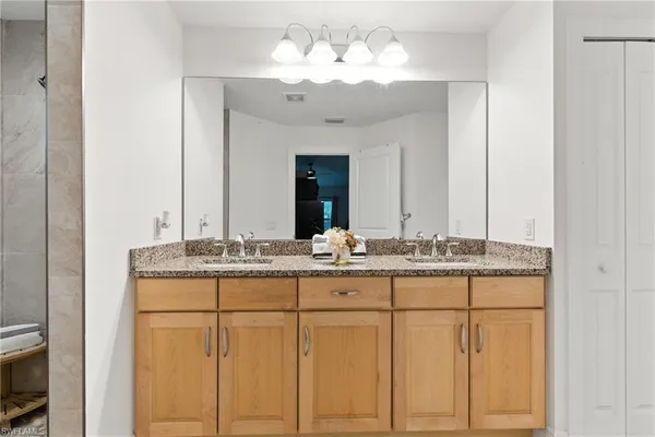 $925,000 | 176 Venus Cay, Naples, FL 34114