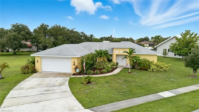 $1,000,000 | 176 Venus Cay, Naples, FL 34114